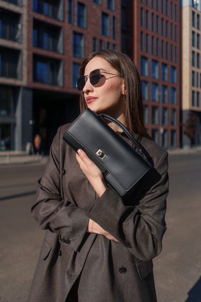 Adler Leather Bag. Жіноча сумка чорна зі срібною фурнітурою з натуральної шкіри ADLB3 фото